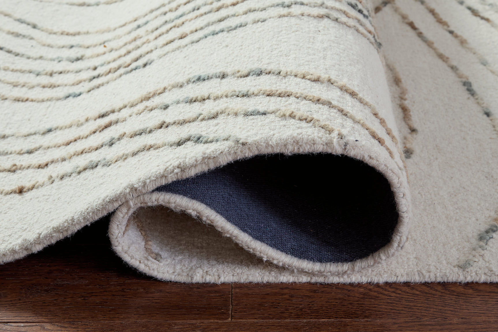 Deenbury Ivory/Green/Brown 5' x 7' Area Rug