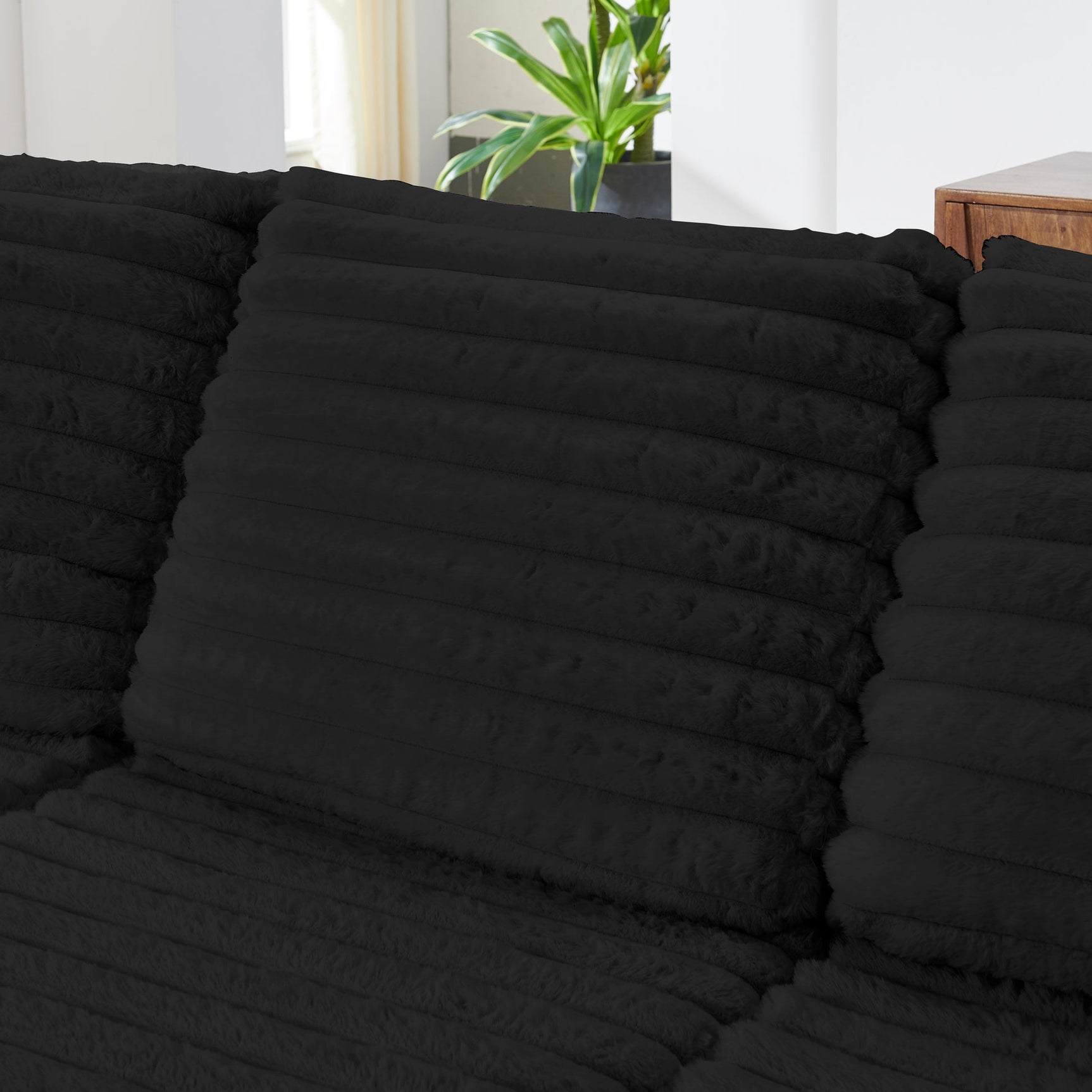 Nuve Black Modular Sectional