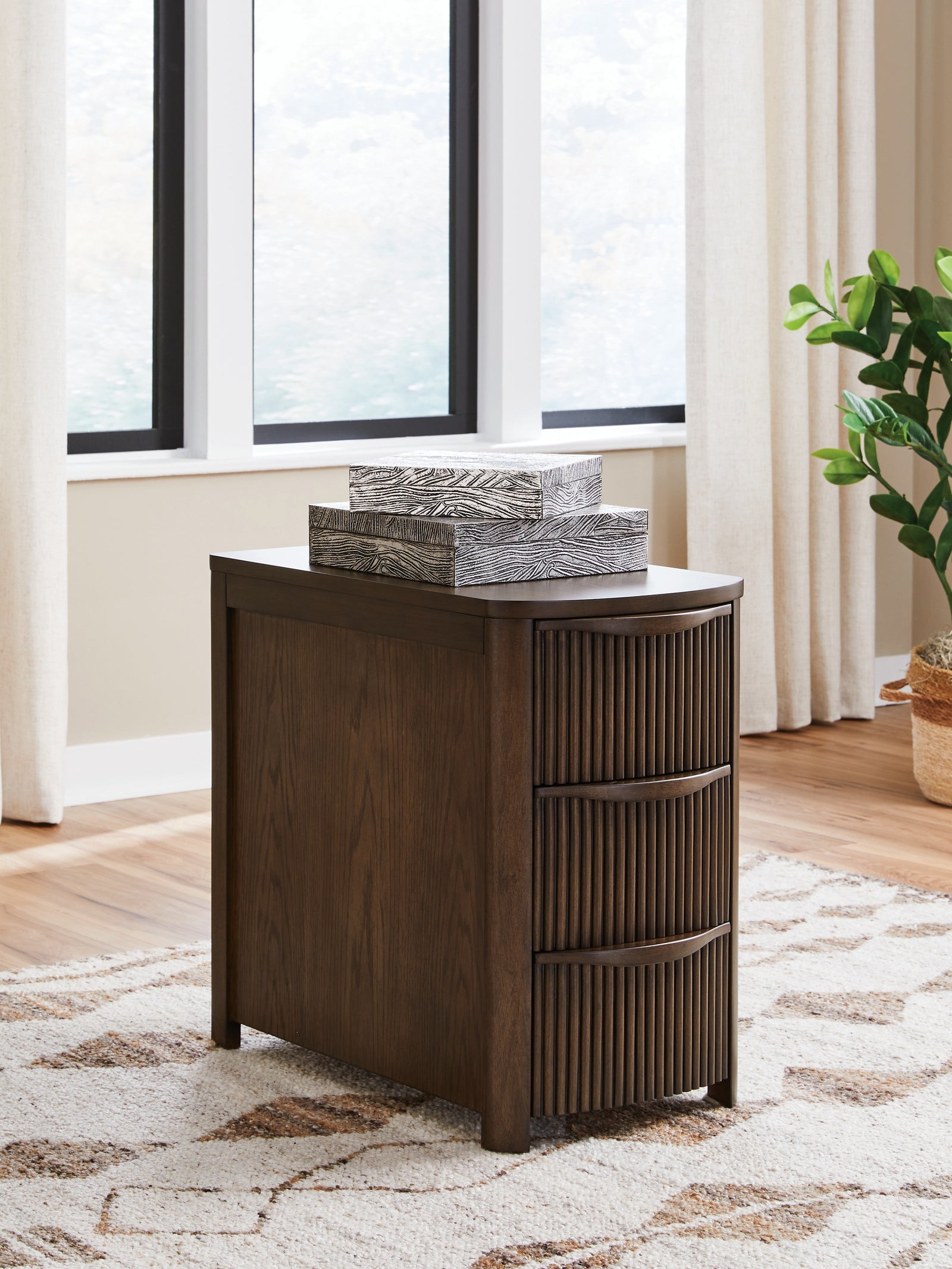 Camdill Dark Brown Chairside End Table
