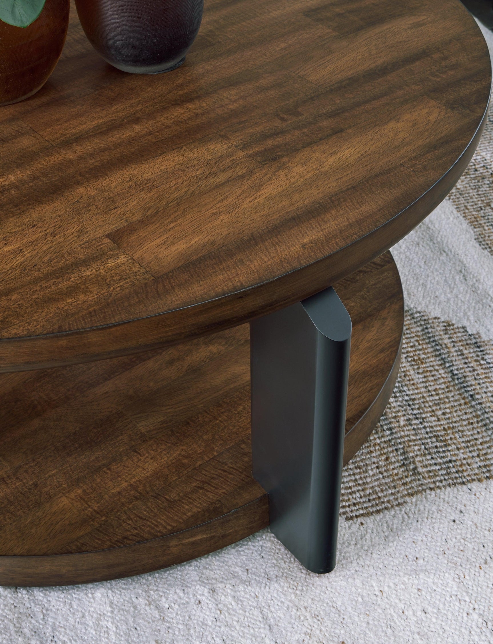 Kraeburn Brown/Black Coffee Table