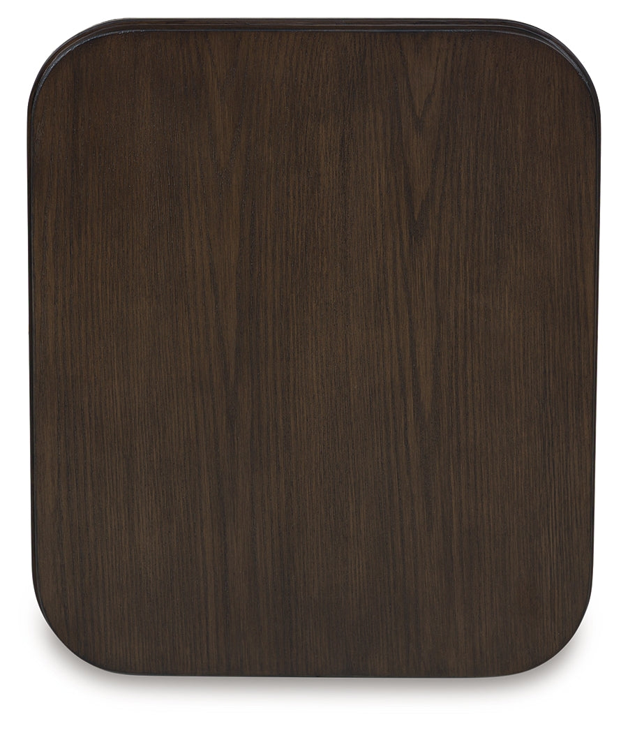 Carlibrie Warm Brown End Table