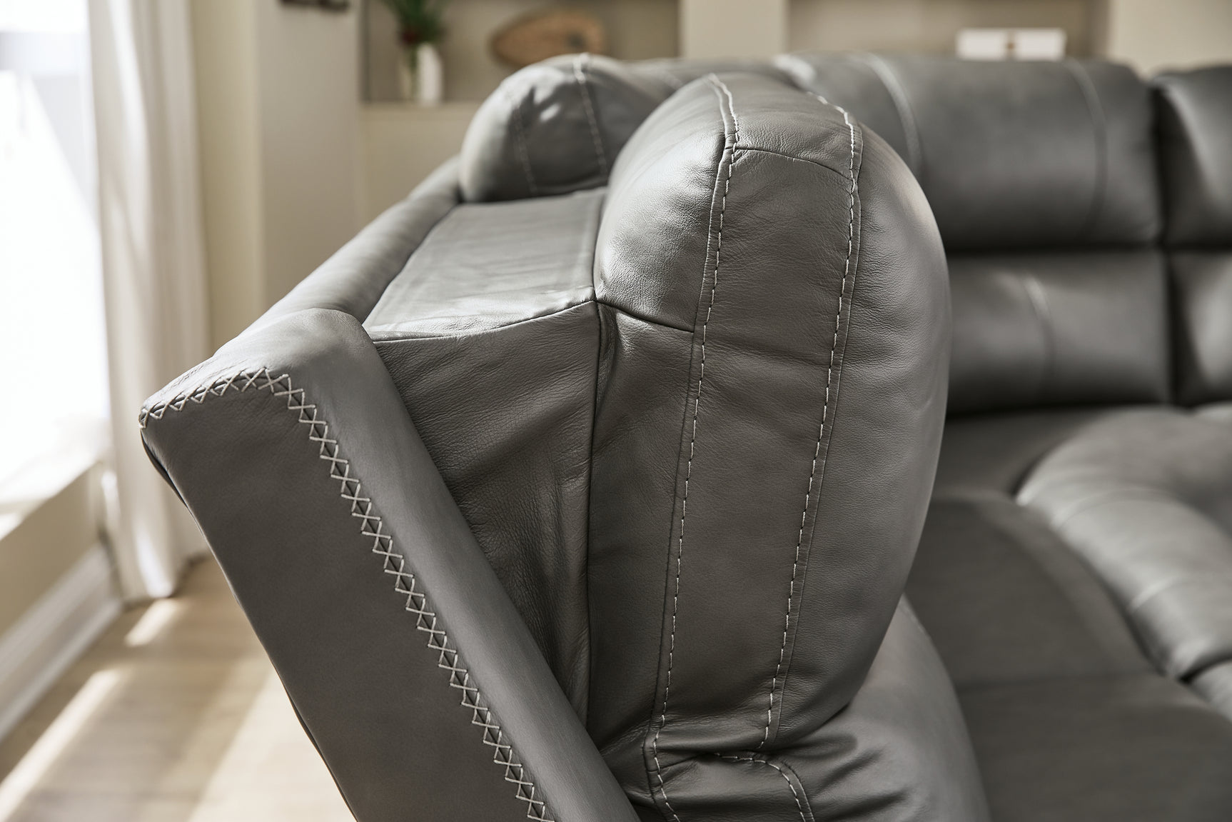 Bleckley Anchor Leather 5-Piece Power Reclining Sectional