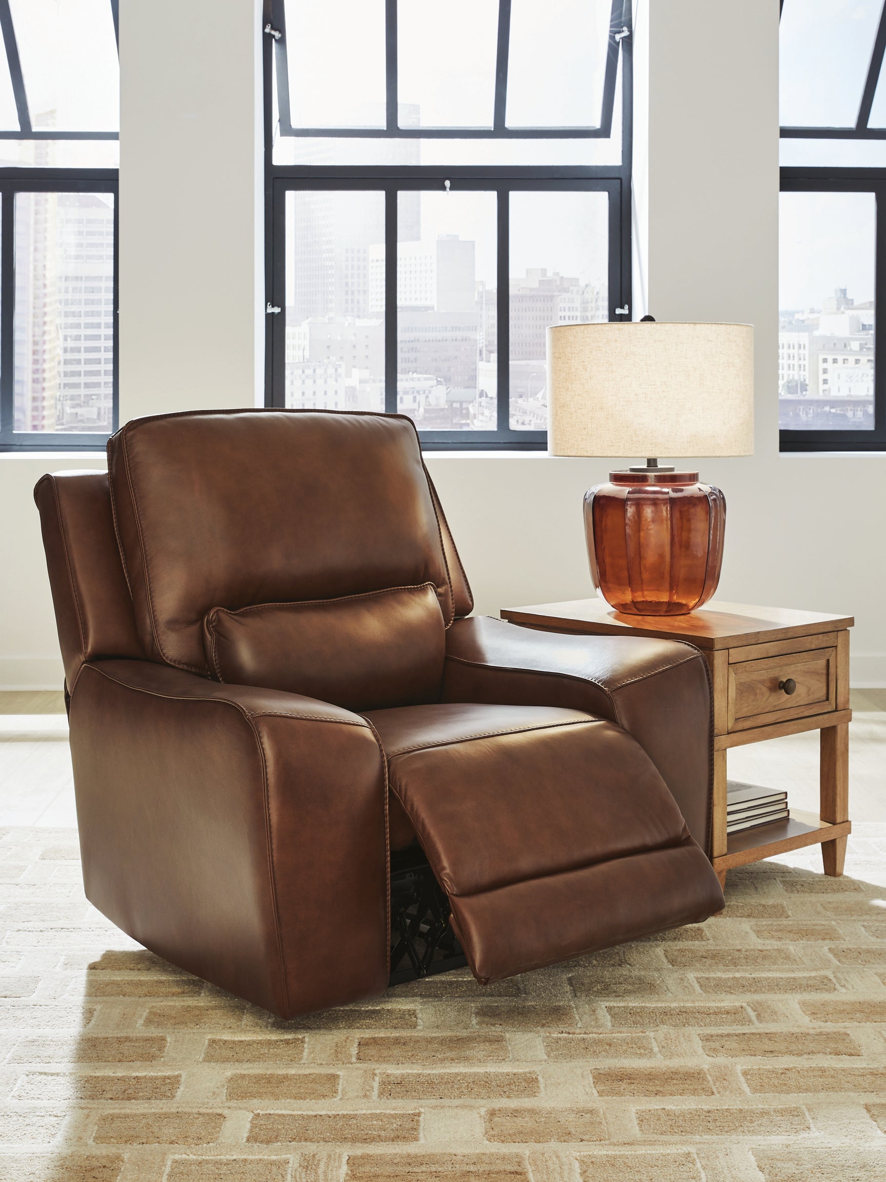DeepWakes Canyon Leather Power Recliner