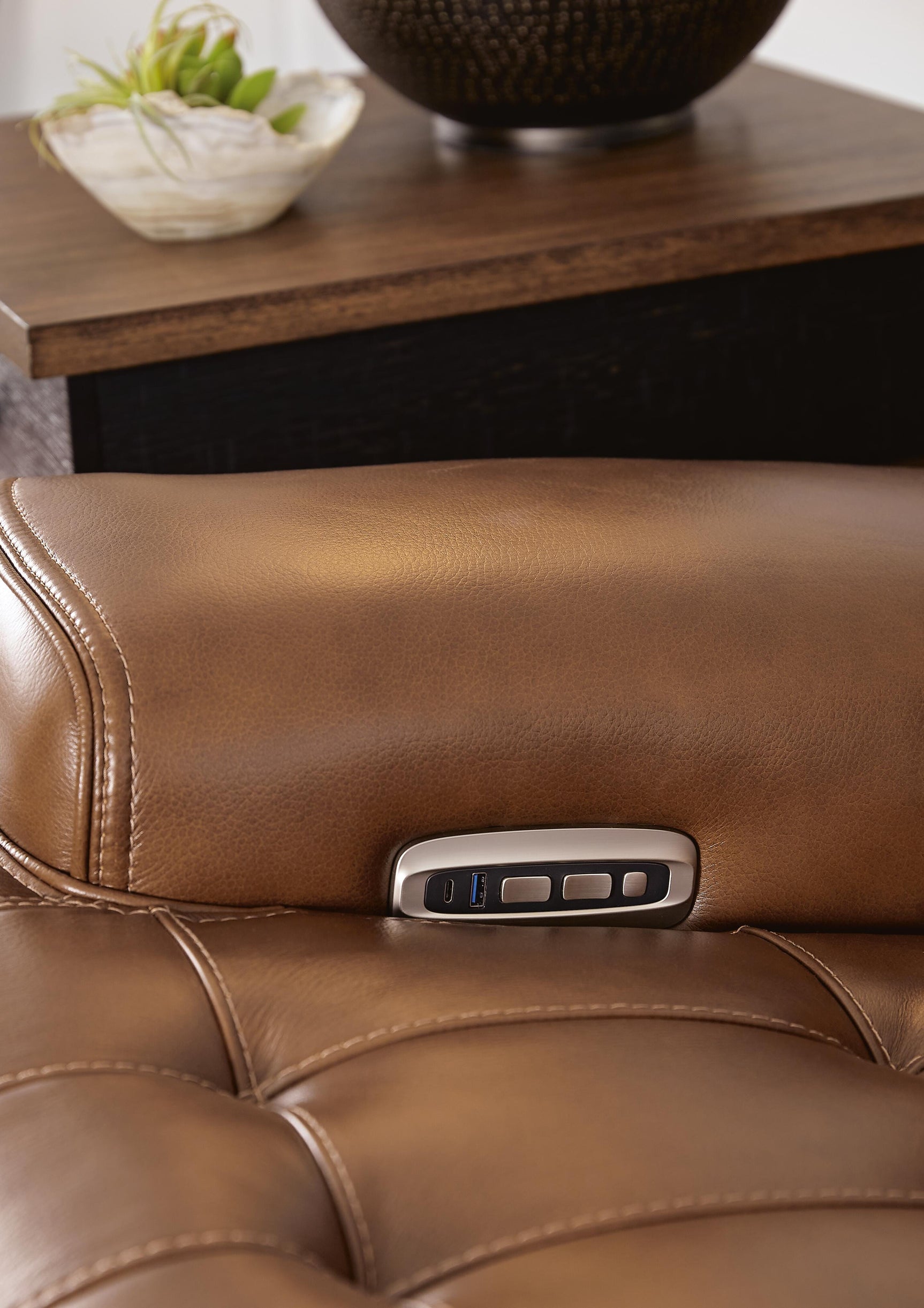 Temmpton Chocolate Leather 4-Piece Reclining Sectional