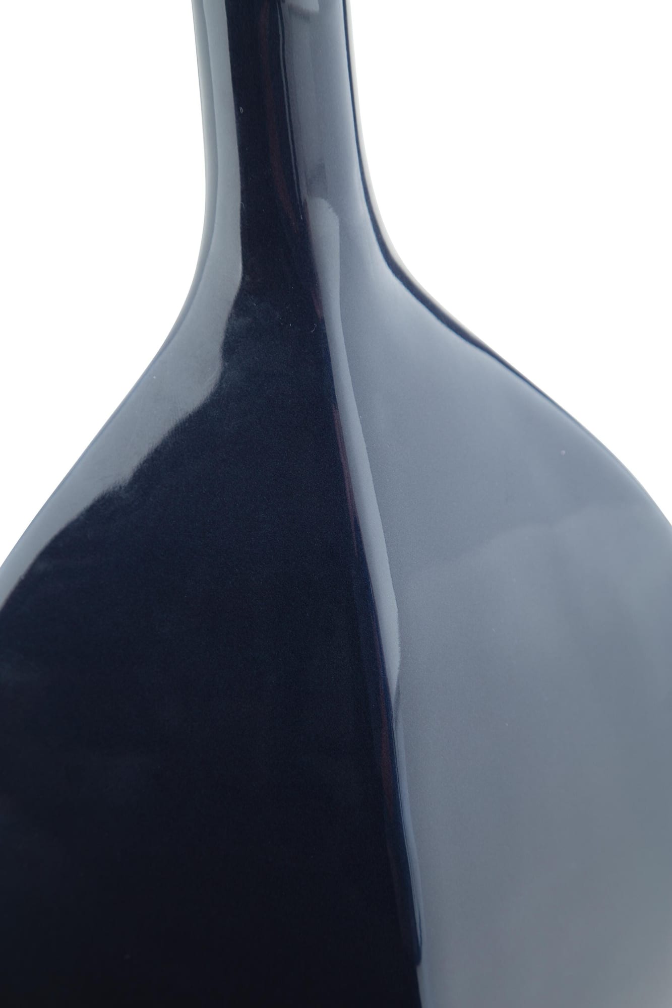Abtinson Navy Vase finish detail