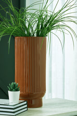 Avalyah Burnt Umber Vase (Set of 2) - Ella Furniture