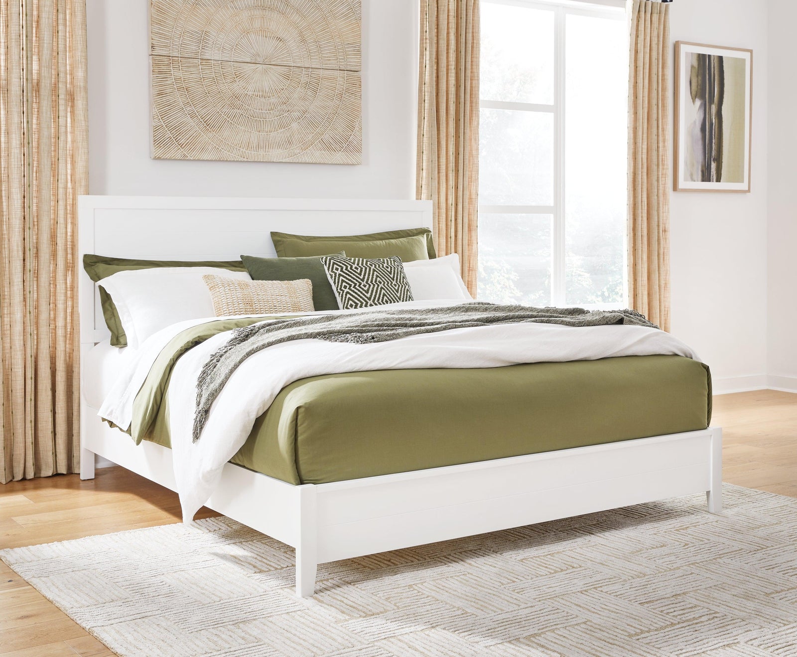 Binterglen White King Panel Bed - Ella Furniture
