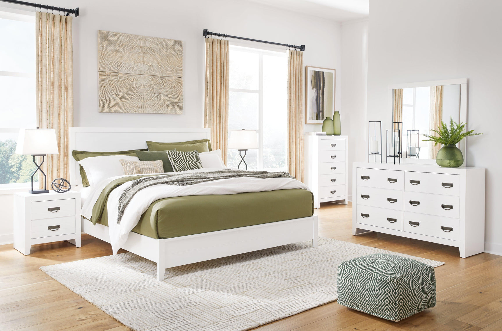 Binterglen White King Panel Bed - Ella Furniture