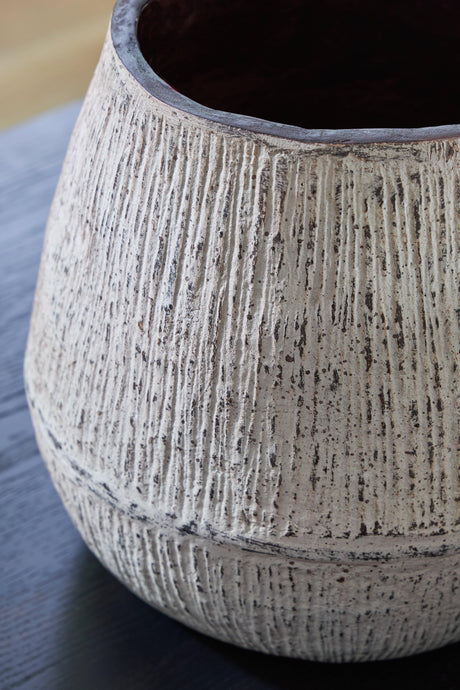 Claymount Distressed Brown Vase A2000636 - Ella Furniture