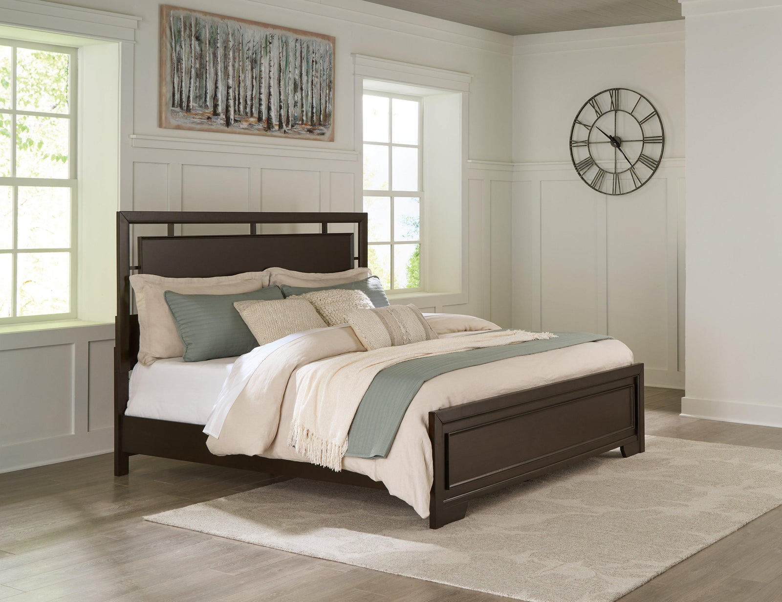 Covetown Dark Brown King Panel Bed - Ella Furniture