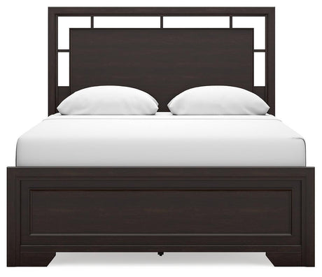 Covetown Dark Brown Queen Panel Bed - Ella Furniture