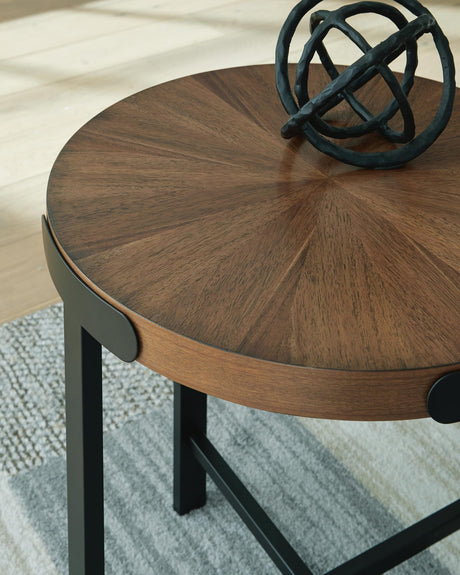 Crosstrail Brown Table (Set of 3) detail view