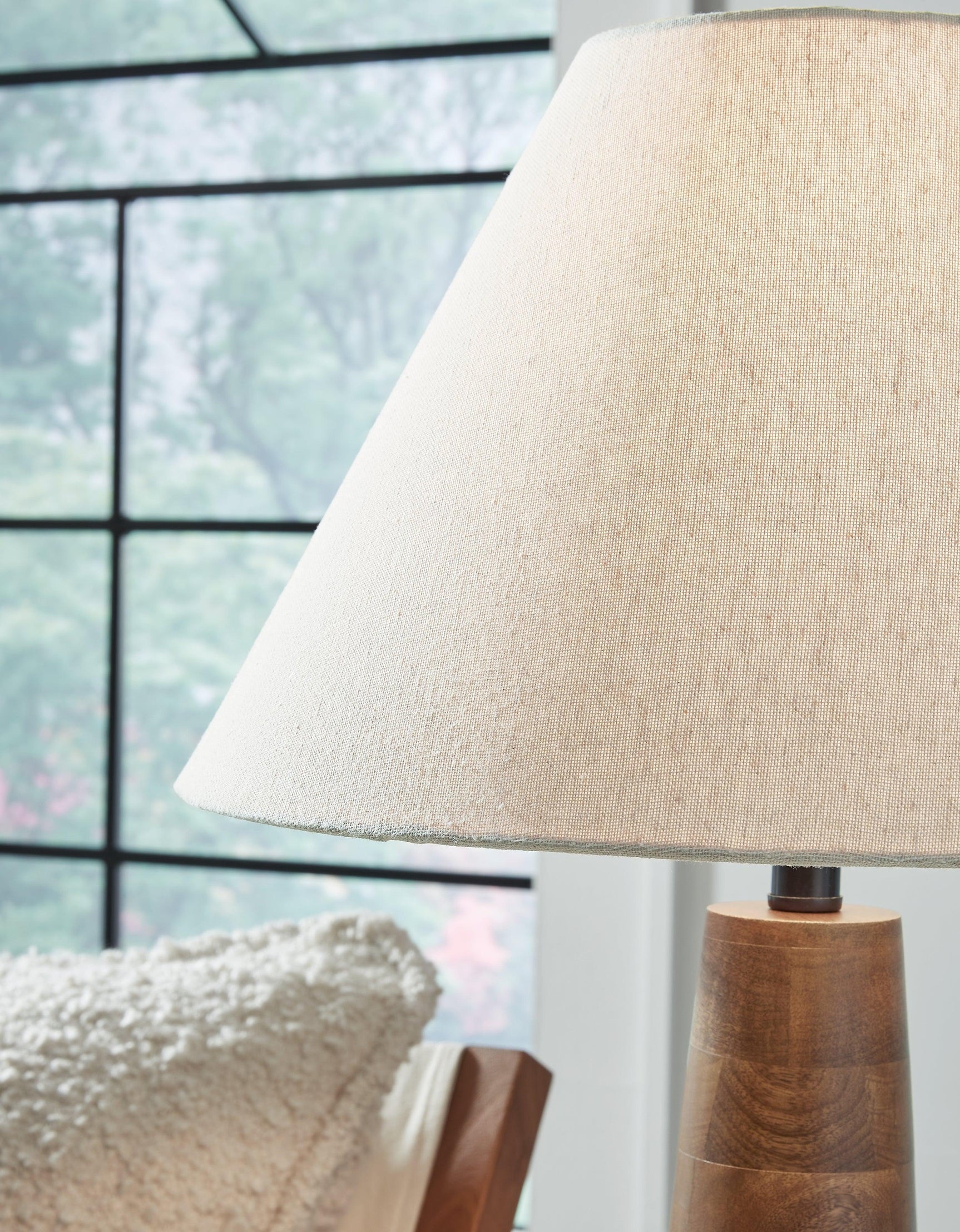 Danset Brown 2-Piece Table Lamp Set - Ella Furniture