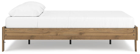 Deanlow Honey Queen Platform Bed - Ella Furniture