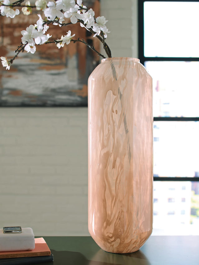 Dushby Blush Pink Vase from Ella Furniture