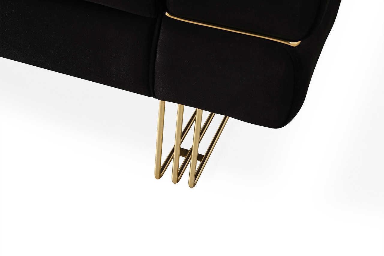 Luma Black Chair