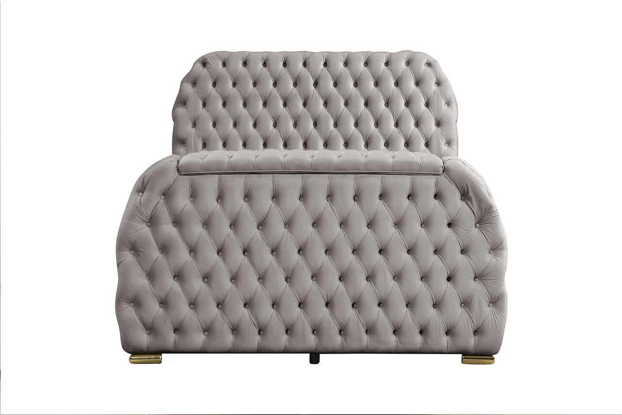 Royal Gray Upholstered Tufted Platform Queen Bed