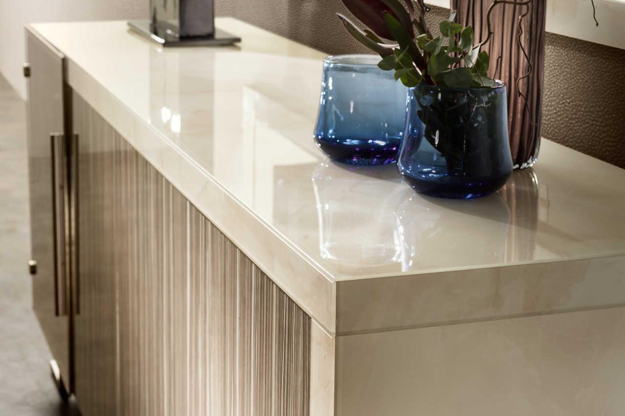 Luce Beige Dining Room Set