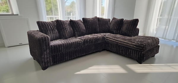 Gia Brown 2-Piece Sectional