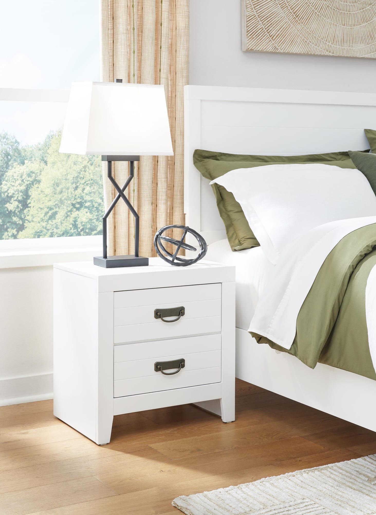 Binterglen White Panel Bedroom Set view 25