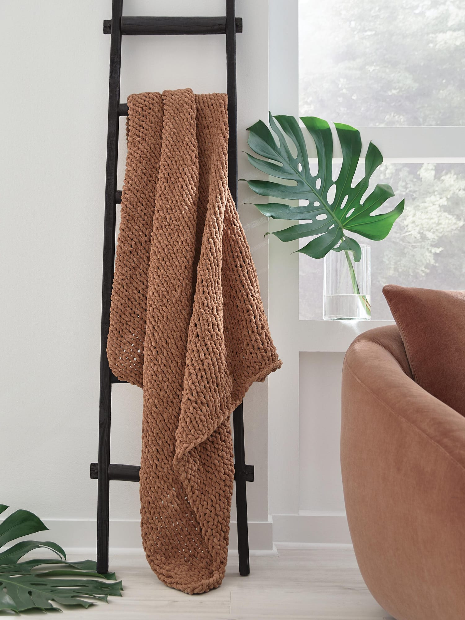Chaddon Sienna Throw (Set of 3) from Ella Furniture