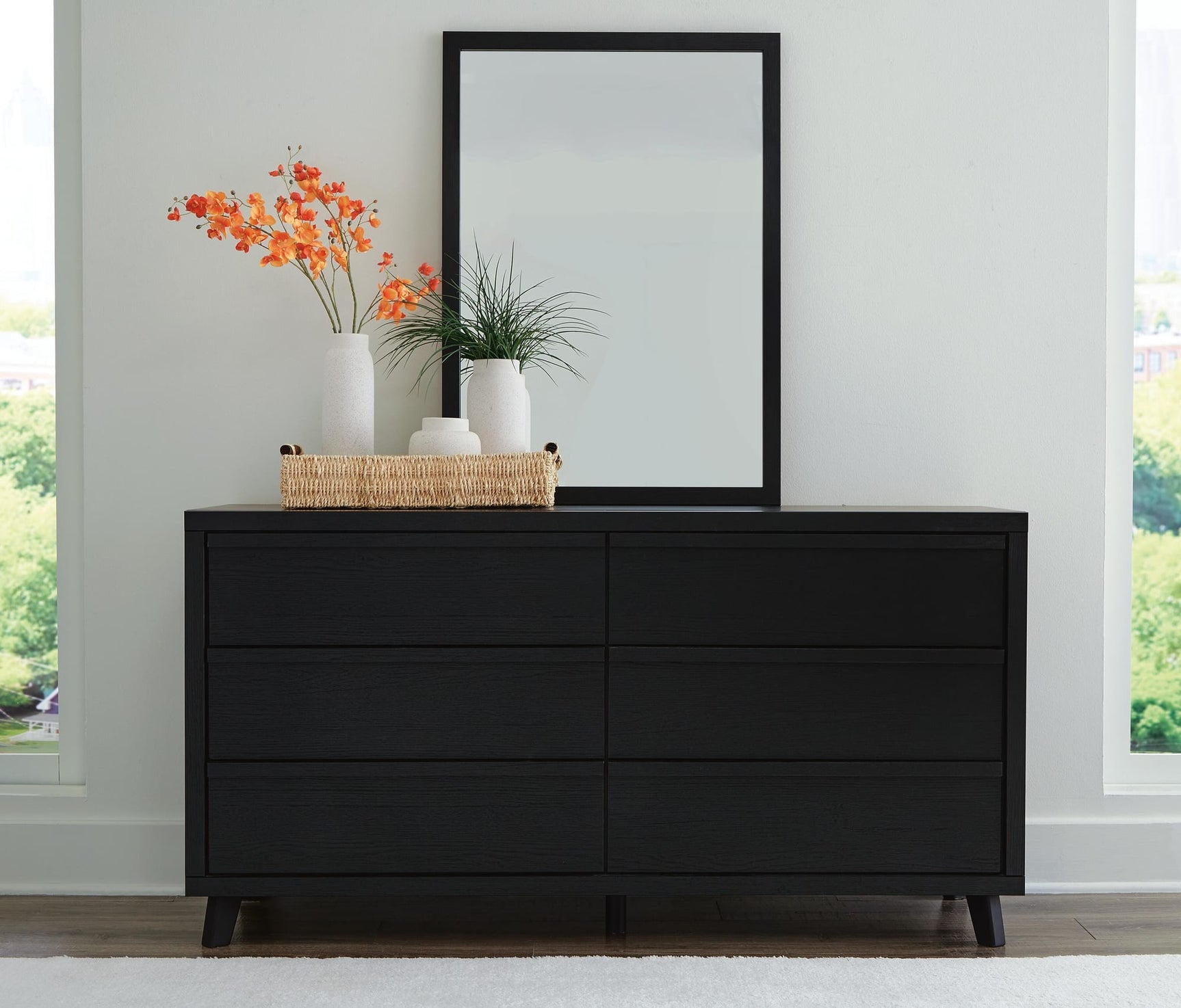 Danziar Black Panel Bedroom Set view 11