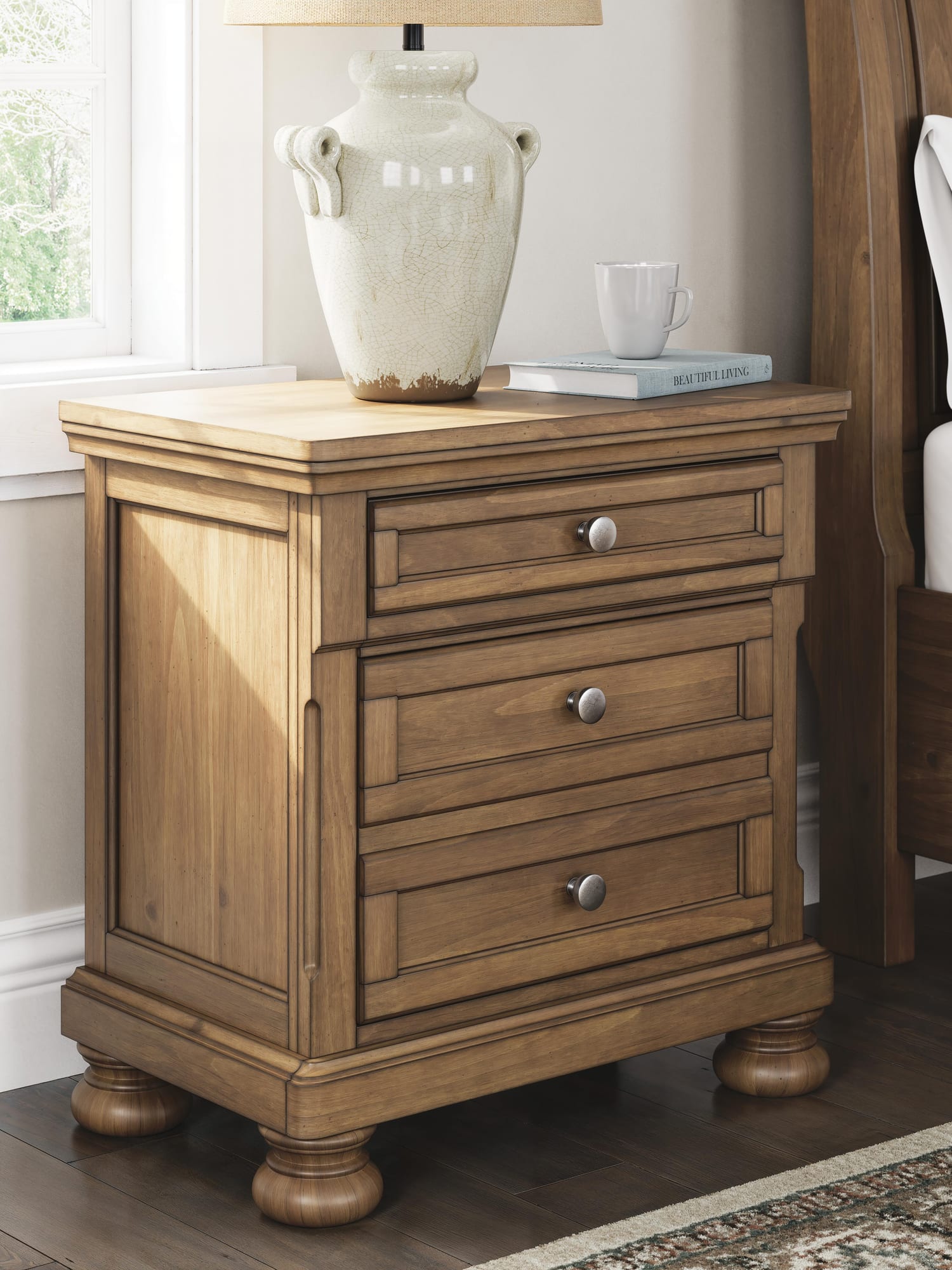 Feddinger Medium Brown Storage Sleigh Bedroom Set view 29