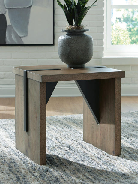 Kandinew Light Brown End Table from Ella Furniture