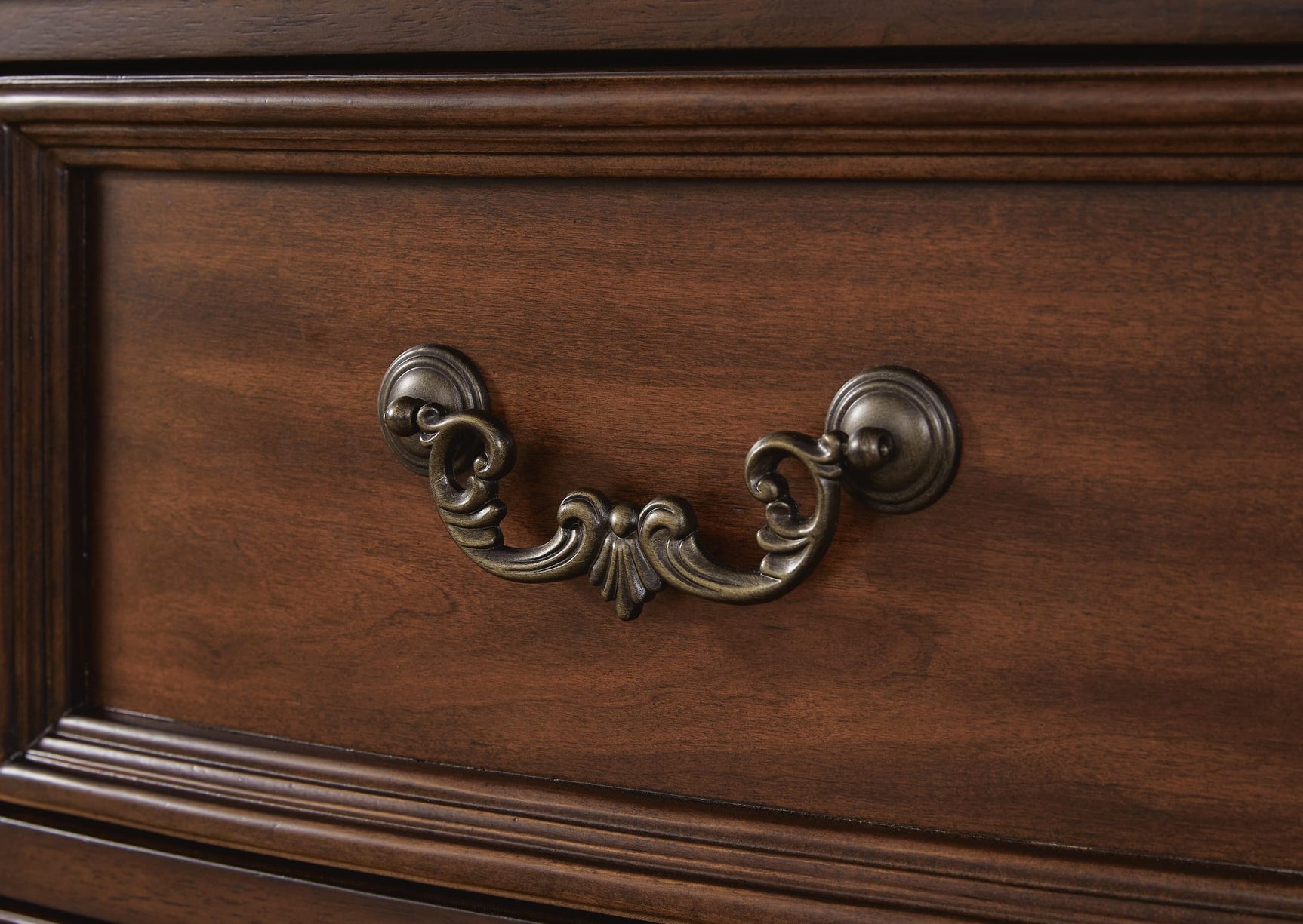 Lavinton Brown Poster Bedroom Set Queen 5: Bed, Dresser, Mirror, Chest, NightStand from Ella Furniture
