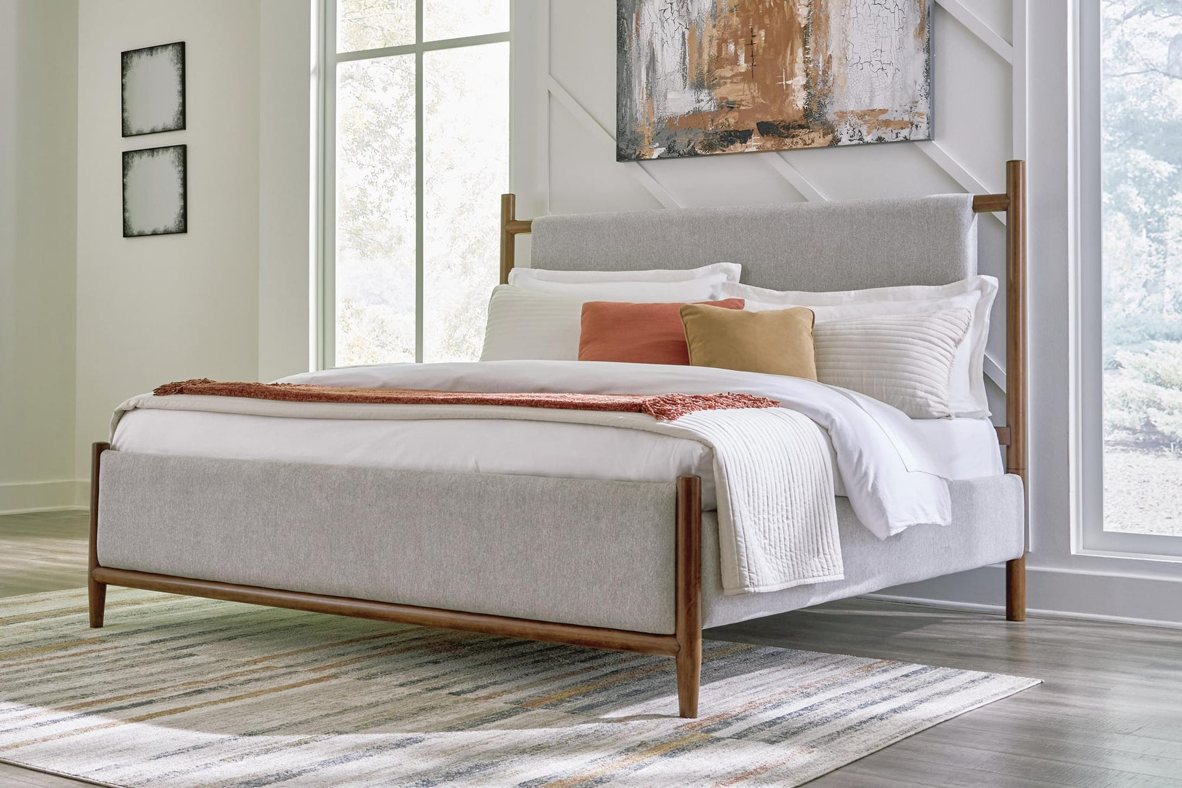 Lyncott Brown Upholstered Panel Bedroom Set view 3