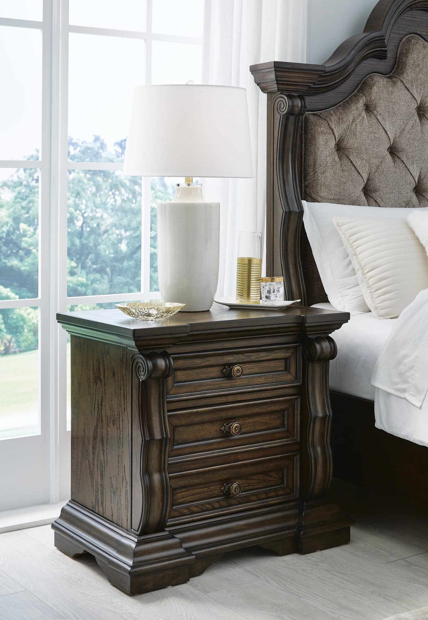 Maylee Dark Brown Canopy Bedroom Set view 13