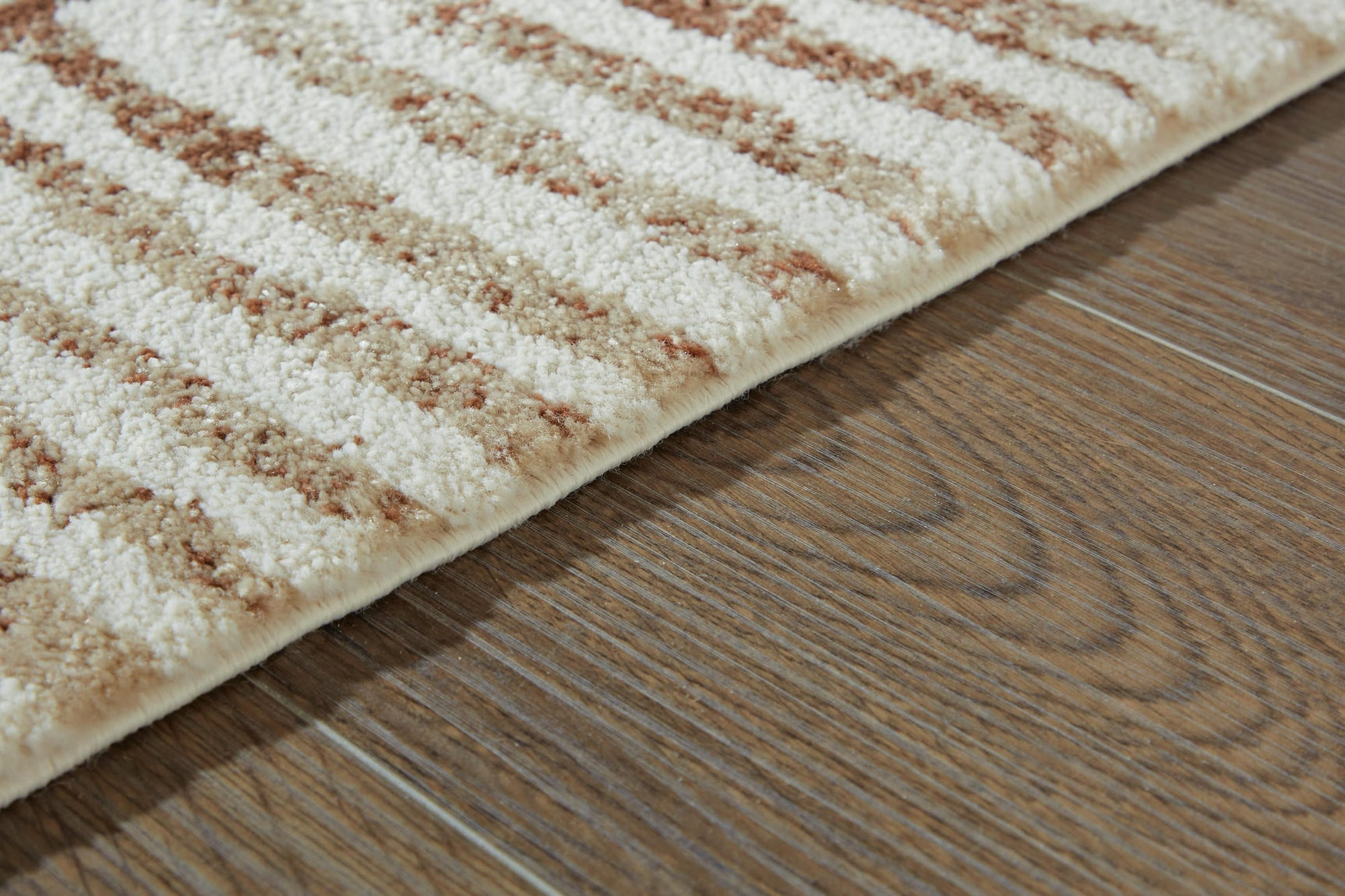 Uduak Cream/Tan/Rust Medium Rug detail view