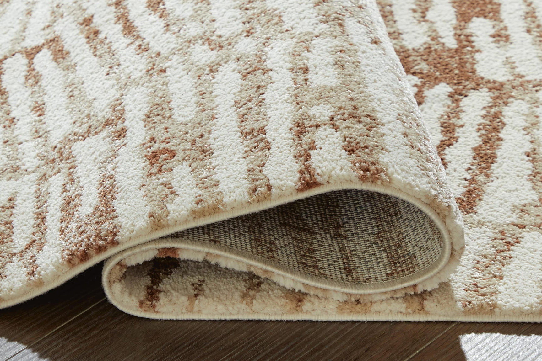 Uduak Cream/Tan/Rust Medium Rug detail view