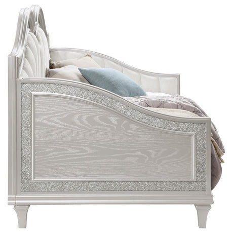 Evangeline Evangeline Upholstered Twin Daybed With Faux Diamond Trim Silver And Ivory 360121 - Ella Furniture