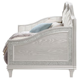 Evangeline Evangeline Upholstered Twin Daybed With Faux Diamond Trim Silver And Ivory 360121 - Ella Furniture