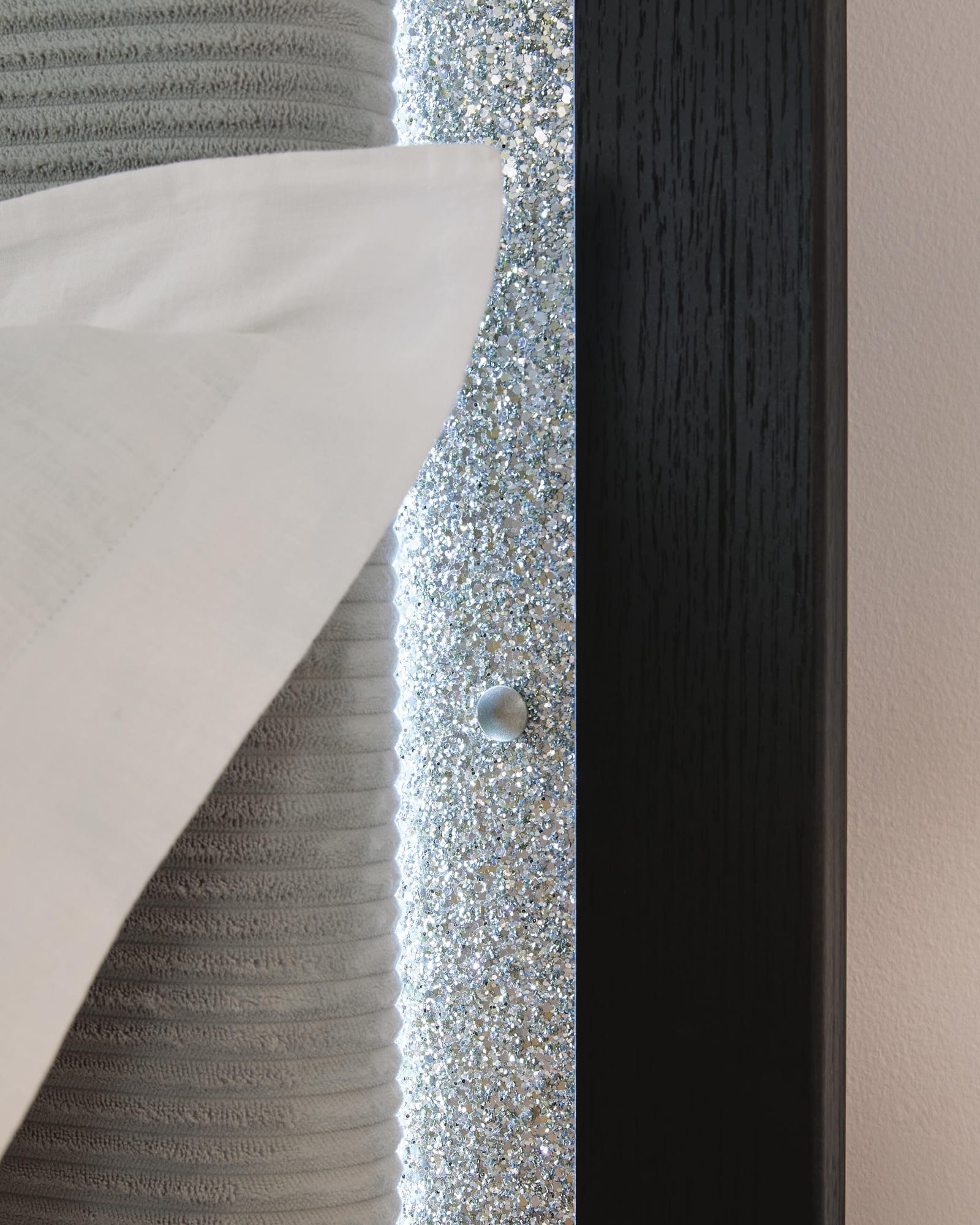 Maeling Black Queen Upholstered Panel Bed from Ella Furniture