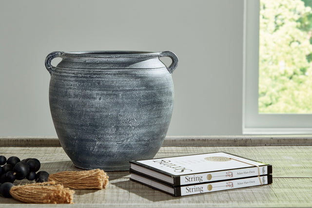 Meadie Distressed Blue Vase - Ella Furniture