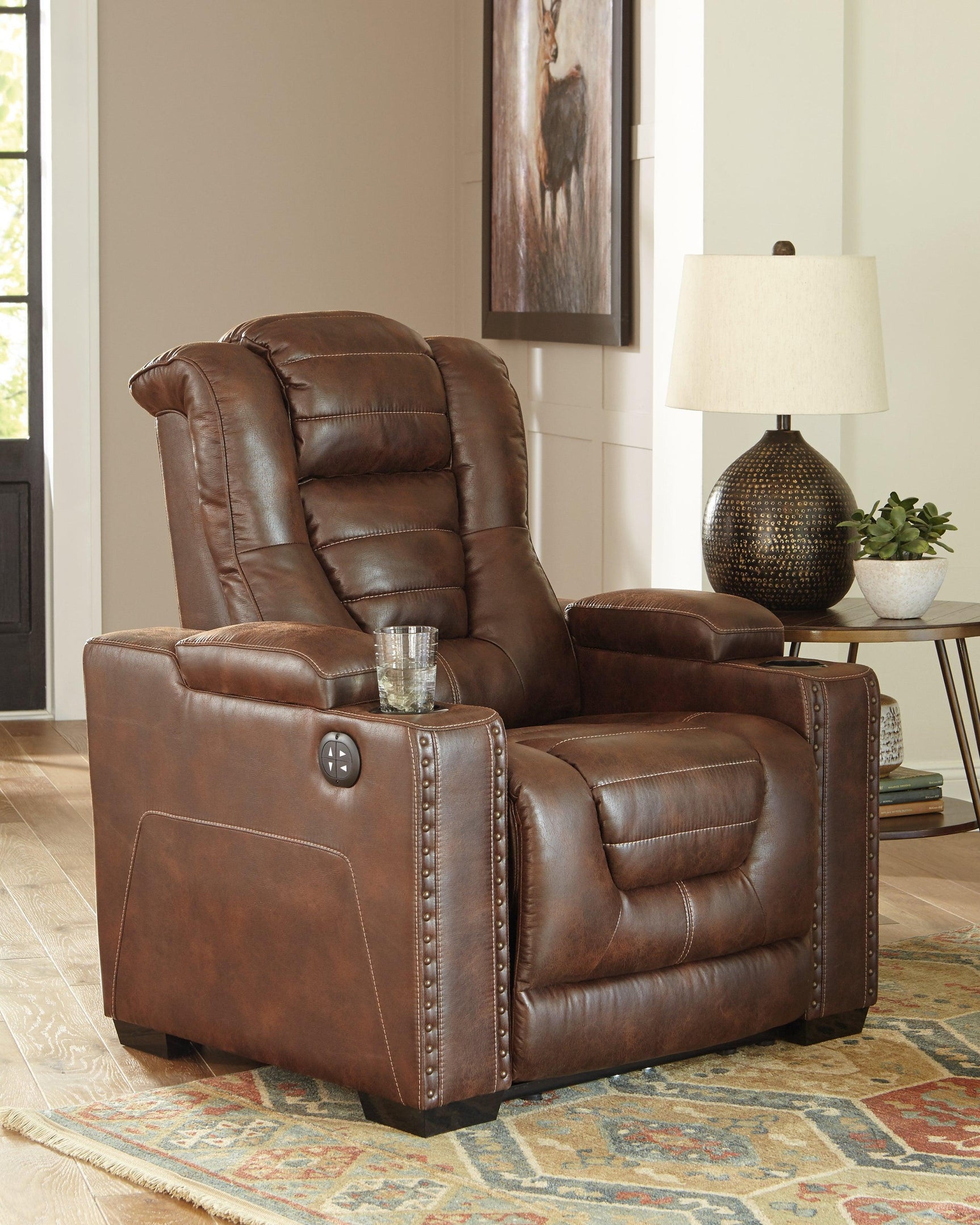 Owner's Thyme Box Sofa, Loveseat And Recliner - Ella Furniture