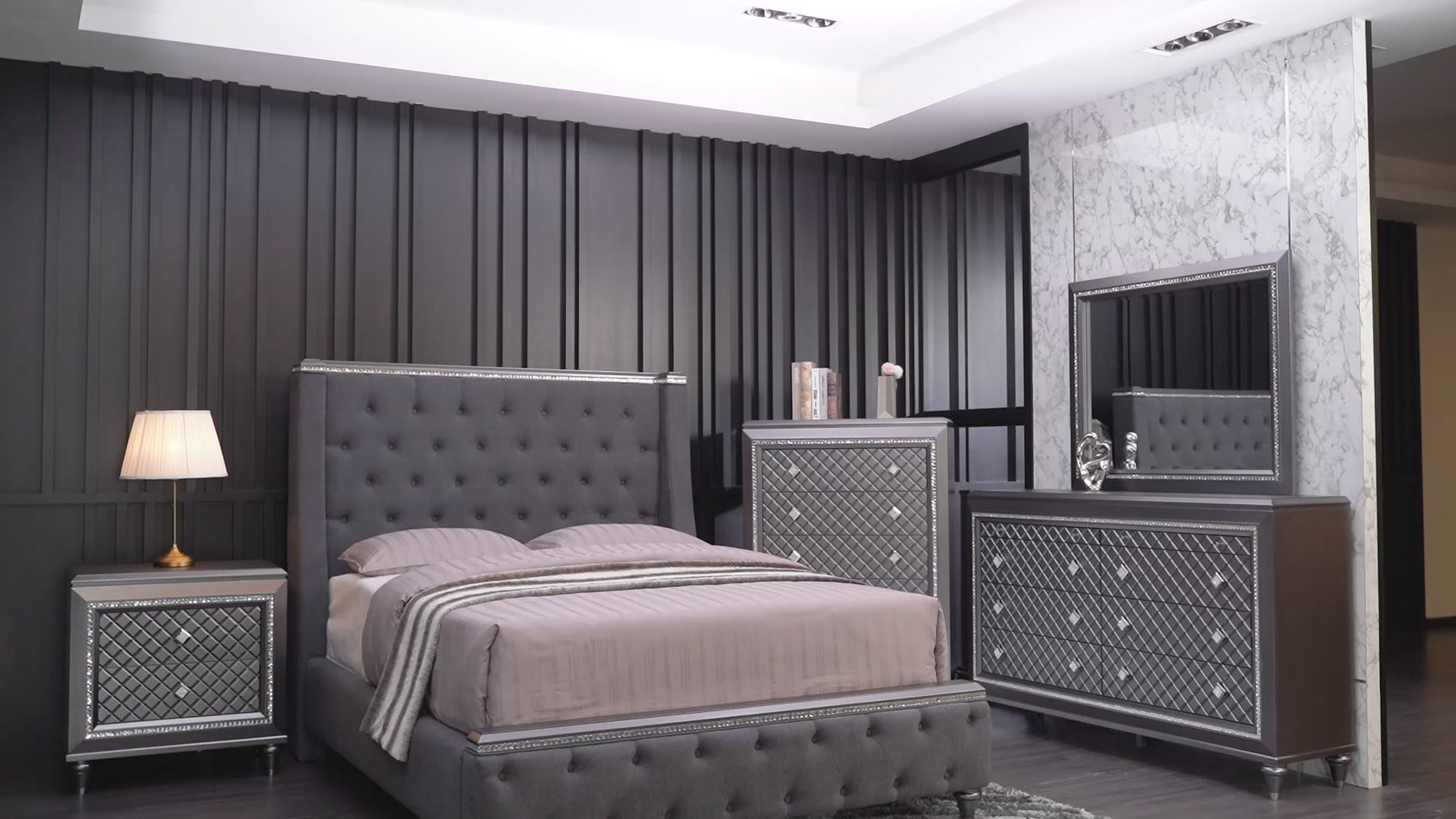 Giovani Gray Queen Fabric Upholstered Tufted Panel Bed