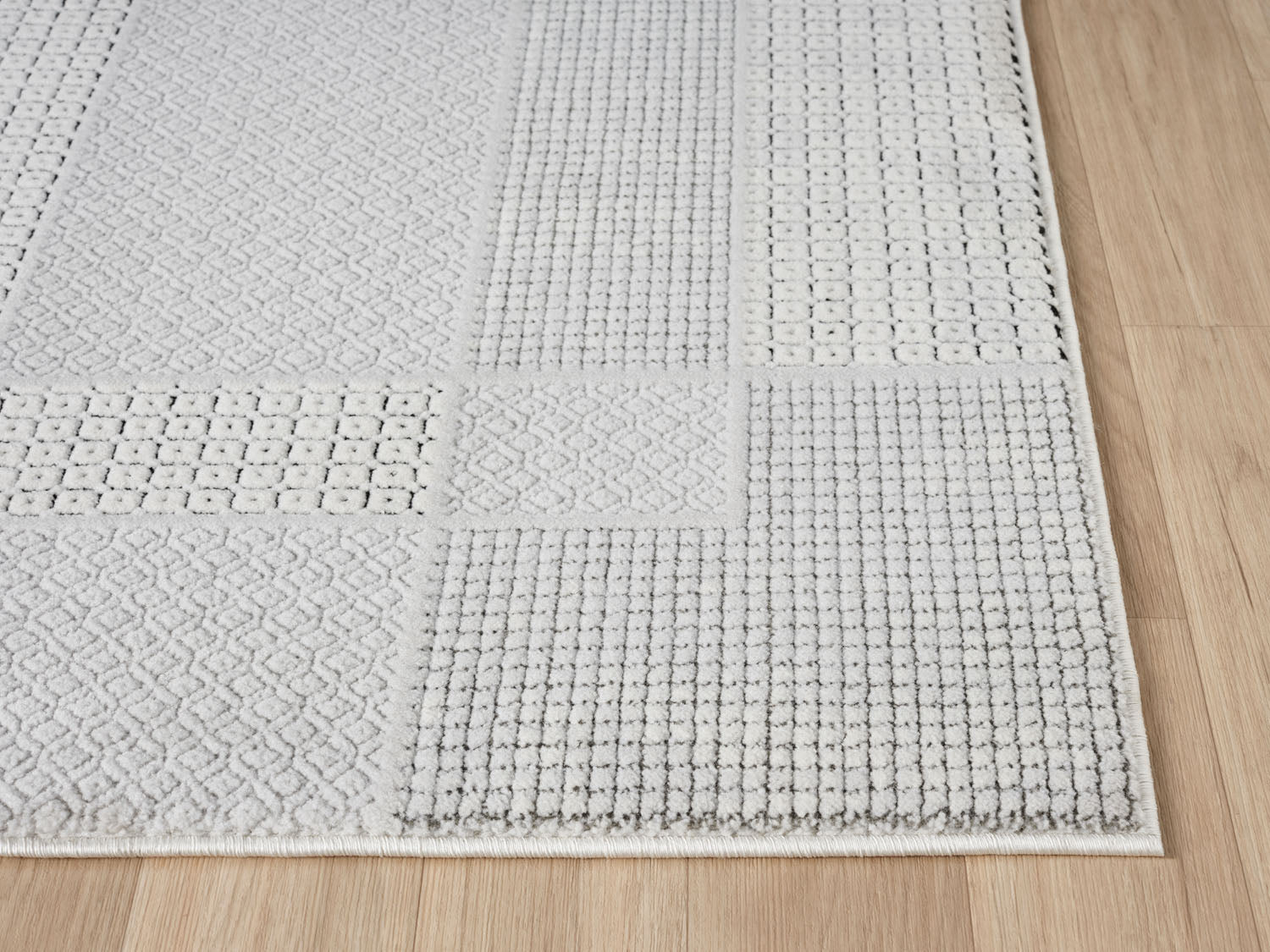 Rubix 894 Asteroid 5x7 Area Rug view 3