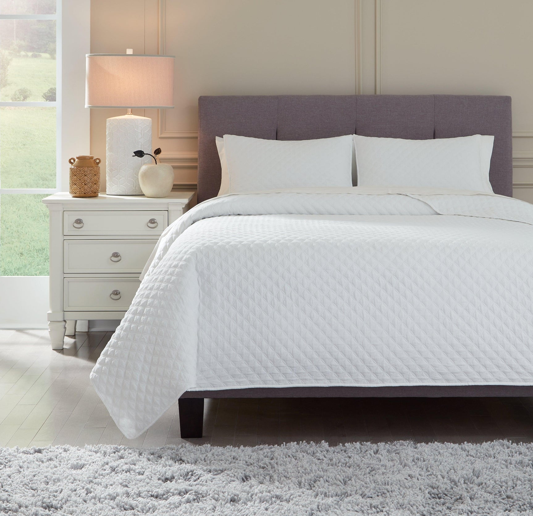 Ryter White Queen/full Coverlet Set - Ella Furniture