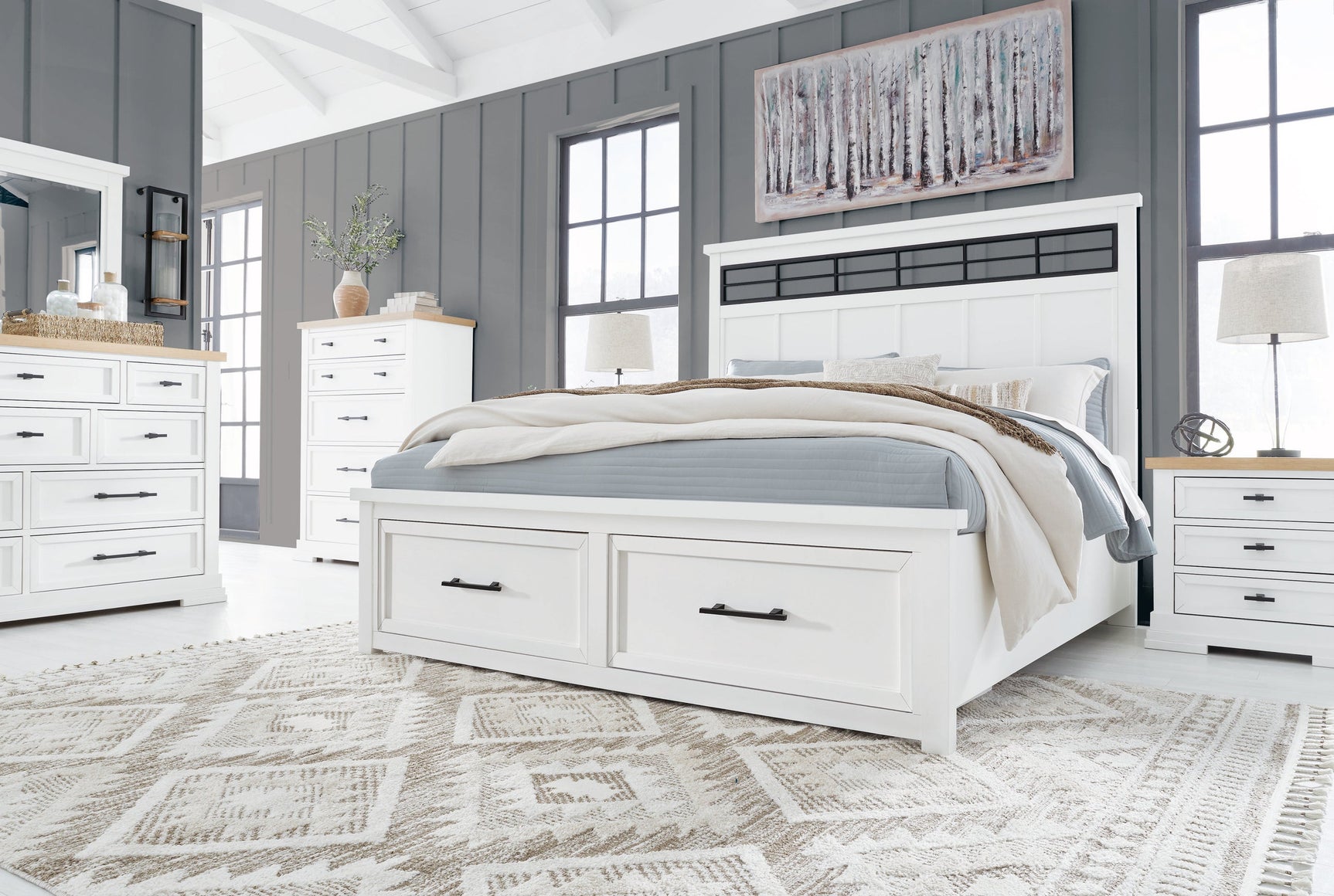 Ashbryn White Storage Platform Bedroom Set