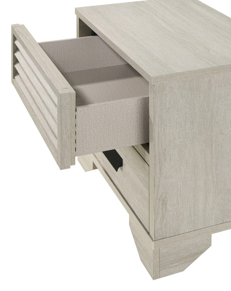 Sarter White Modern Contemporary Solid Wood And Veneers Queen Bed - Ella Furniture