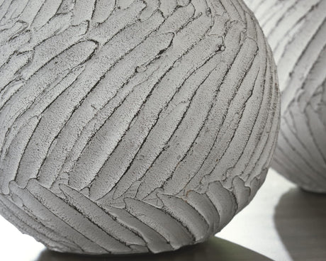 Shelvie Distressed White Vase detail view
