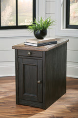 Tyler Grayish Brown/black Creek Coffee Table With 1 End Table PKG010345 - T736-20 | T736-107 - Ella Furniture