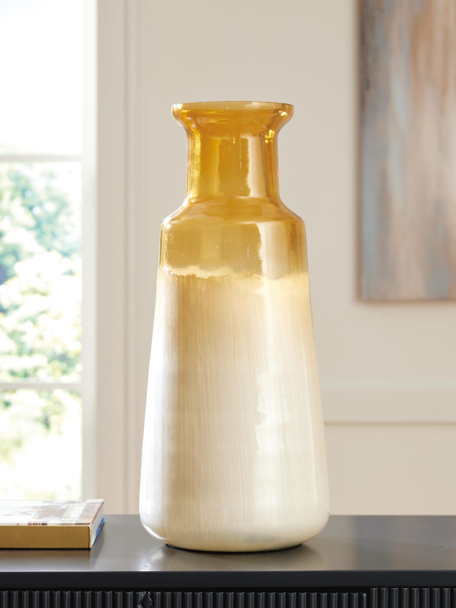 Wynburg White/Amber Vase from Ella Furniture