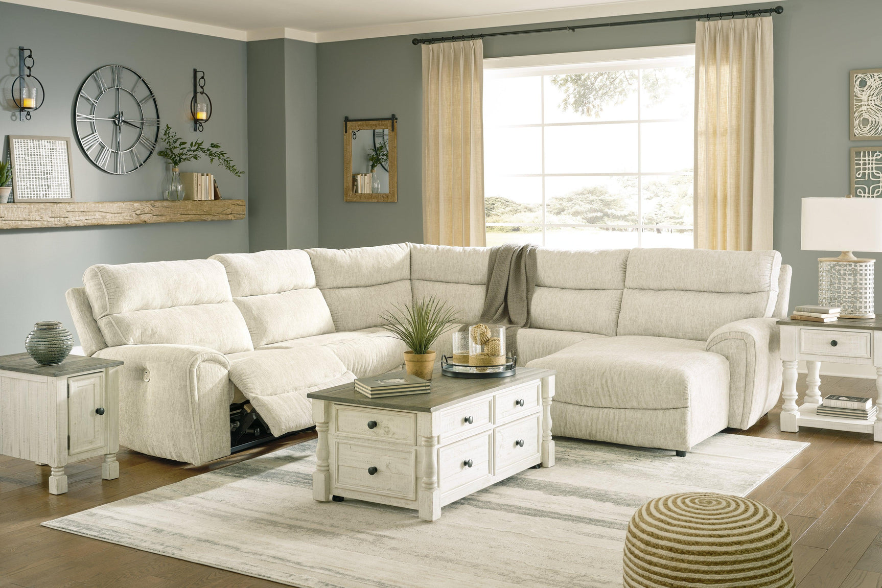 Critic's Corner Parchment 5-Piece Power Reclining Sectional - Ella Furniture