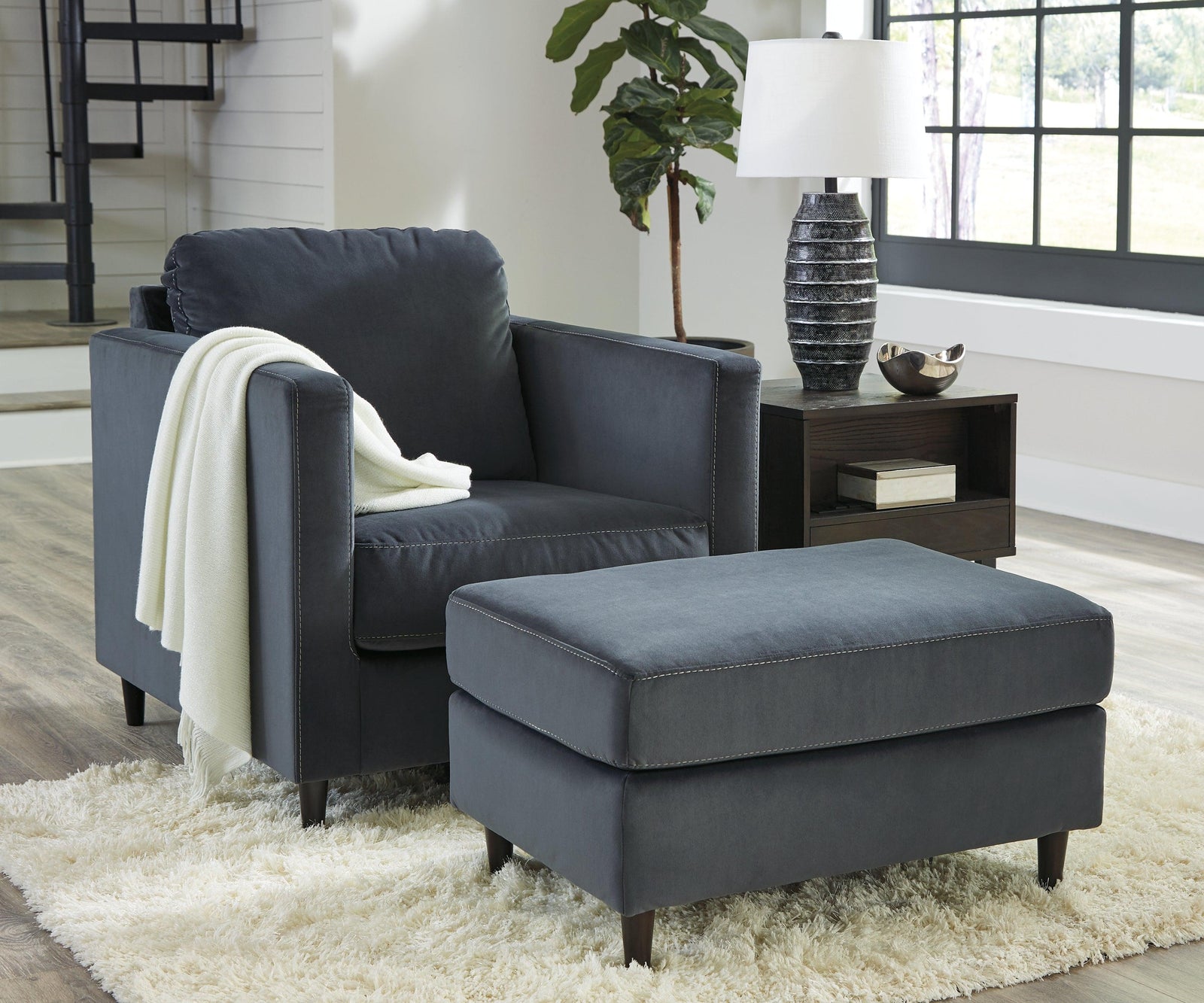 Kennewick Shadow Chair And Ottoman