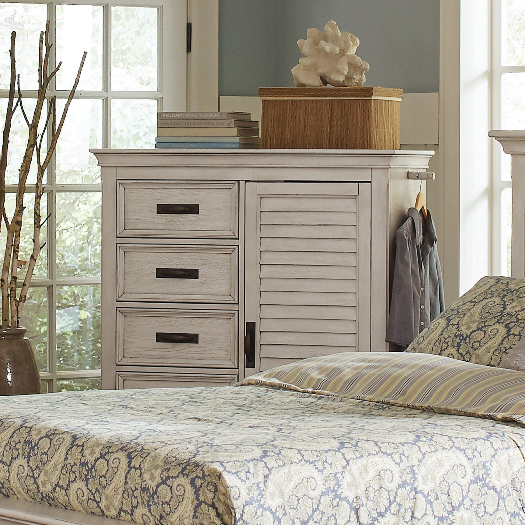 Franco Eastern King Panel Bed Antique White - Ella Furniture