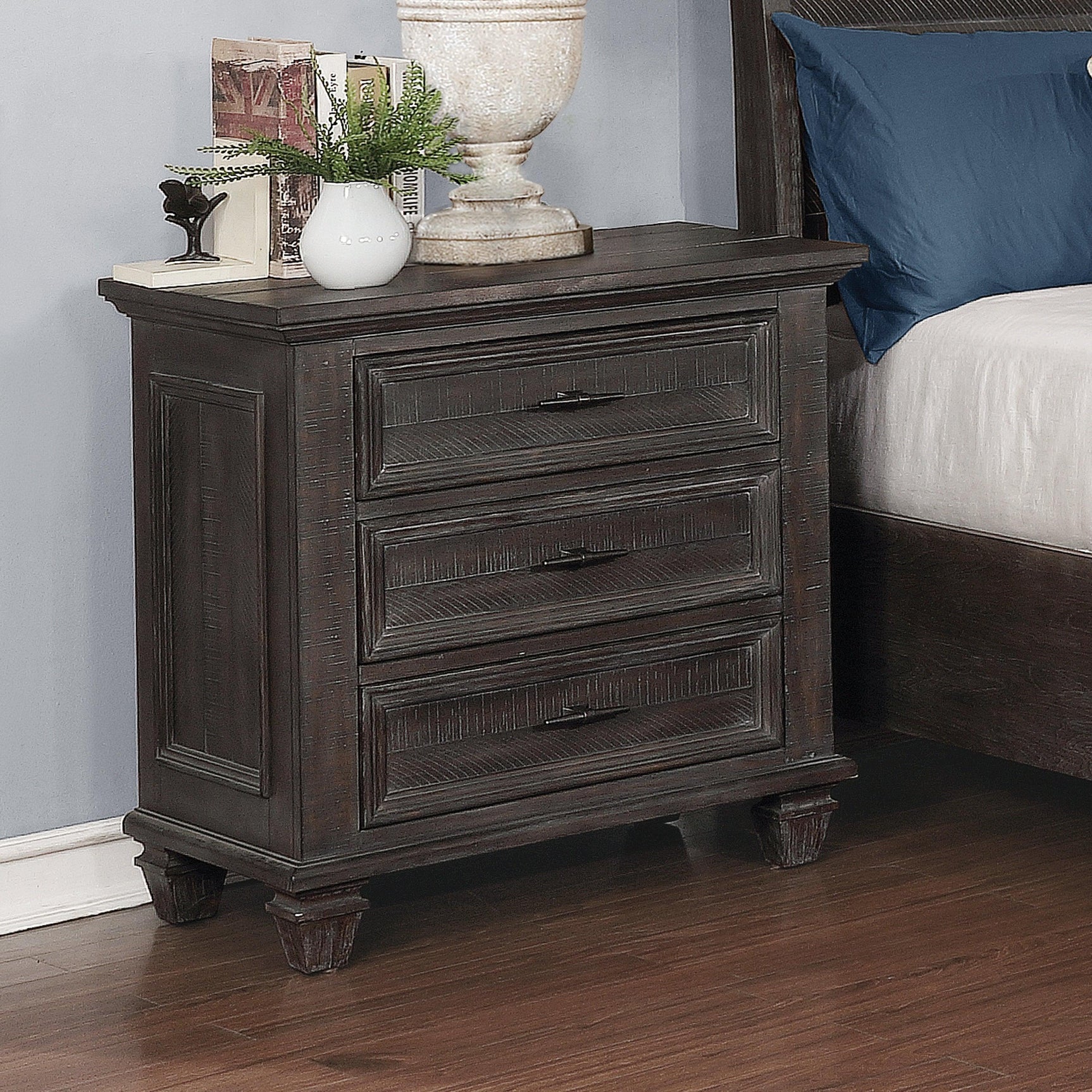 Atascadero Eastern King 2-Drawer Storage Bed Weathered Carbon - Ella Furniture